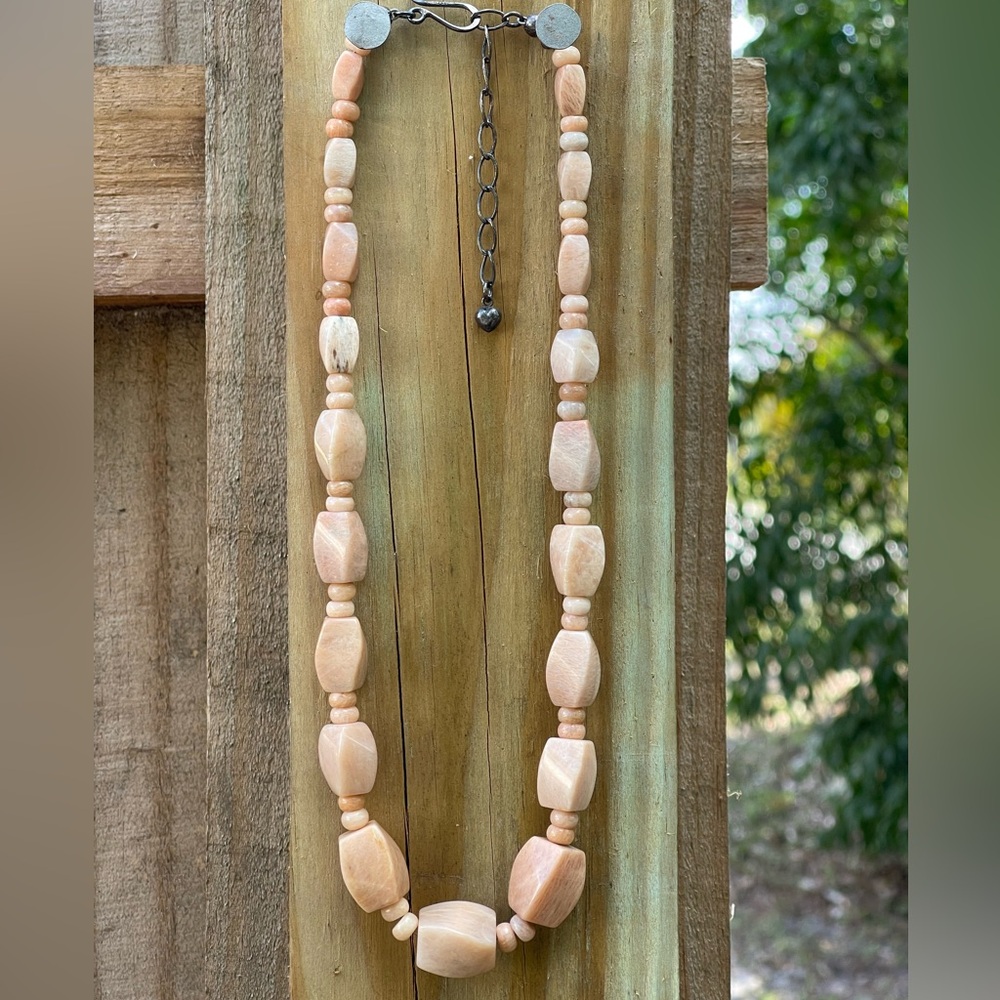 Jay King Madagascar Peach MoonStone Beaded Necklace